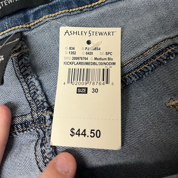 NWT Ashley Stewart Plus Size Kick Flare Medium Blue w/ Multi-Tone Blue Hem SZ 30 - Picture 3 of 4